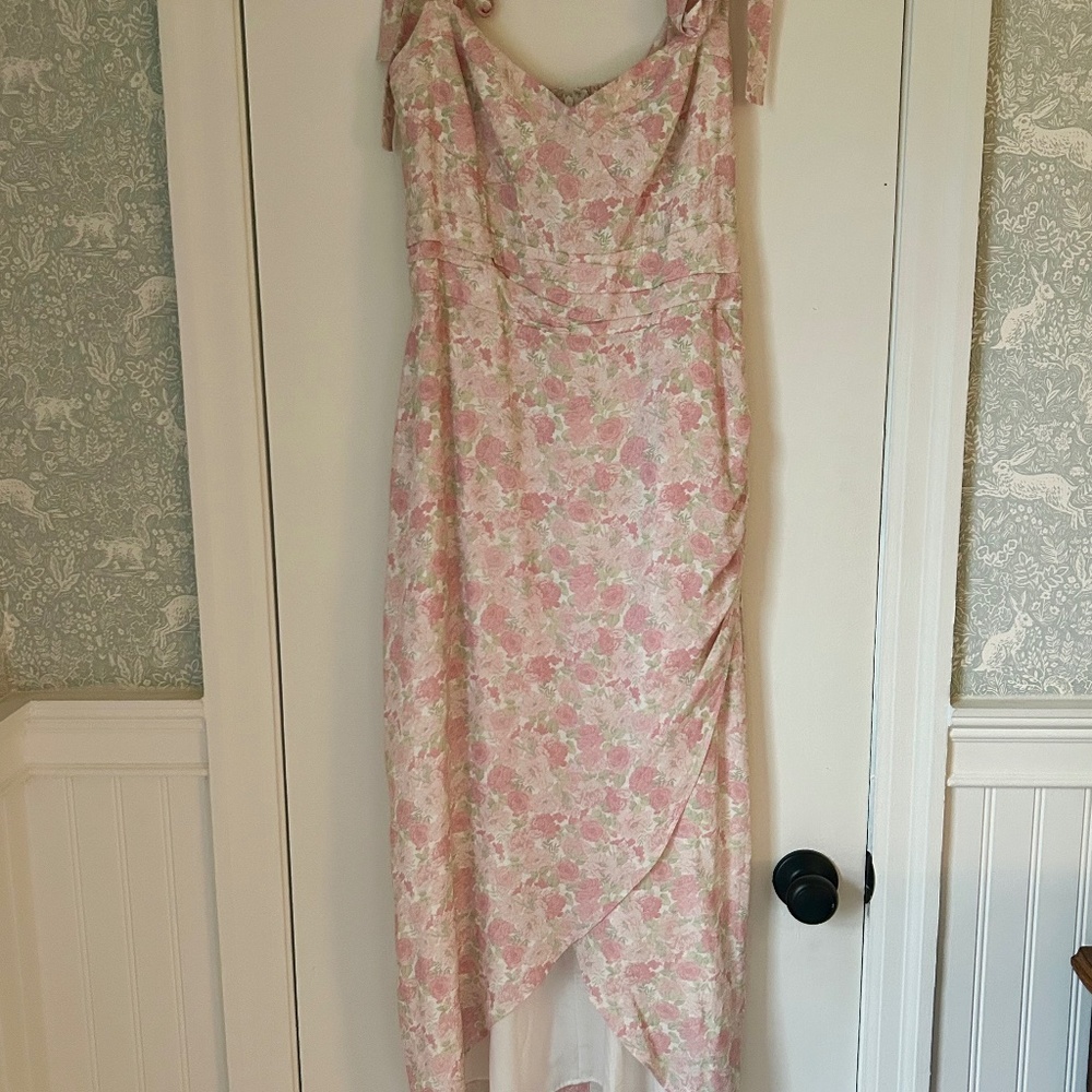 WAYF Pink Mini Roses Tie Shoulder Midi Dress